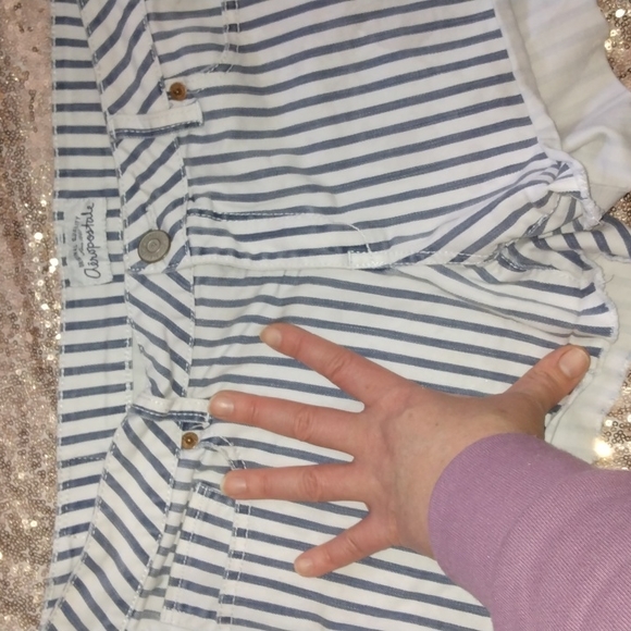 Aeropostale jean shorts with blue stripes size 11/12 used in great condition - Picture 11 of 12